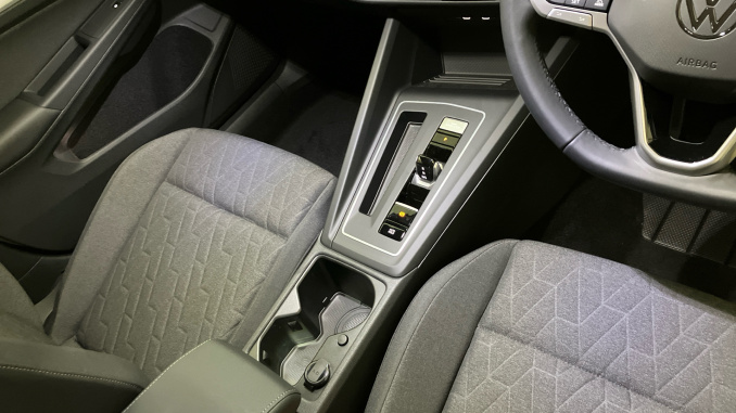 Volkswagen Golf 1.5 eTSI 150 Match 5dr DSG Petrol Hatchback - Image 14
